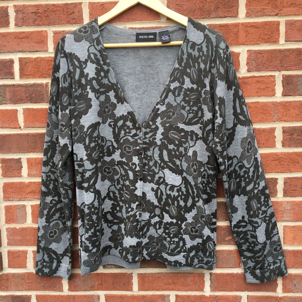 Focus 2000 Cardigan Sweater Large Gray Floral Foliage Print Button Up Deep Vneck